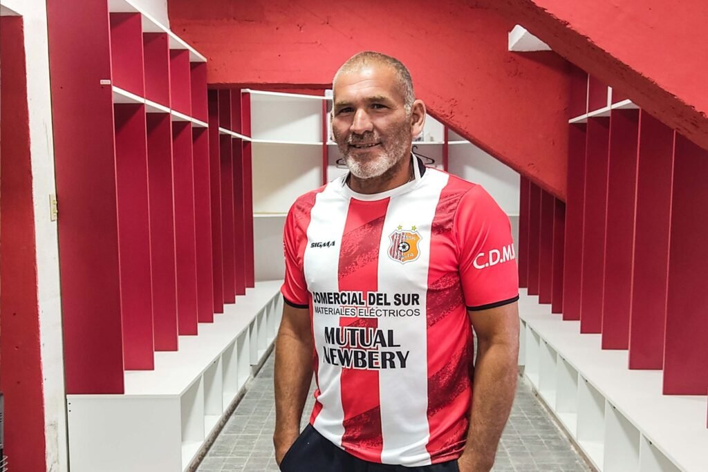 Ricardo Robledo, nuevo DT del Rojo